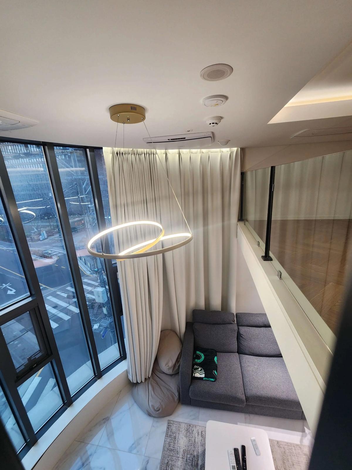 Located in the heart of Gangnam, newly built, Loft-style, Fast move-in Available