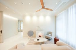 No ARC, 3-5 Minutes Walk from Gangnam Station, New Build, Fully Furnished, Great View. Business Owner.