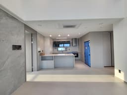 Monthly Rent KRW 3,000,000+VAT for Business Contracts, 2BR+Loft, 2BA, NO ARC (사본)