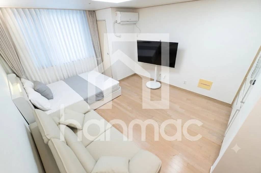 Small deposit and all furnished house in Seoul - photo 1