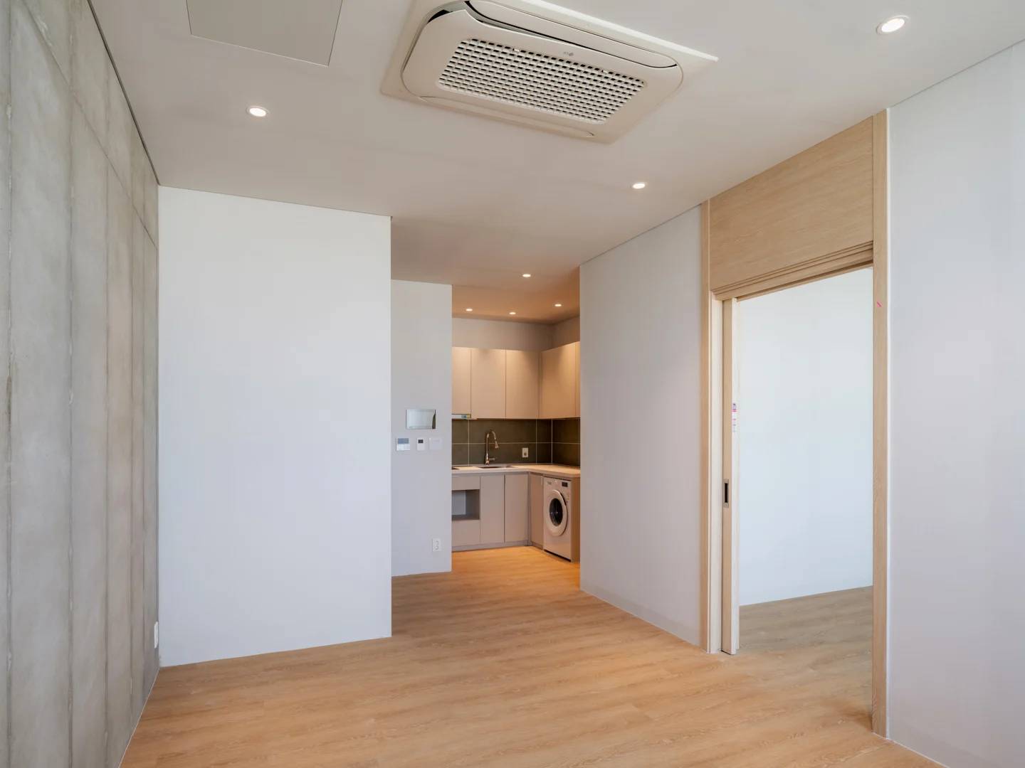 1.5 Room with Separate Entrance, Pet-Friendly - photo 1