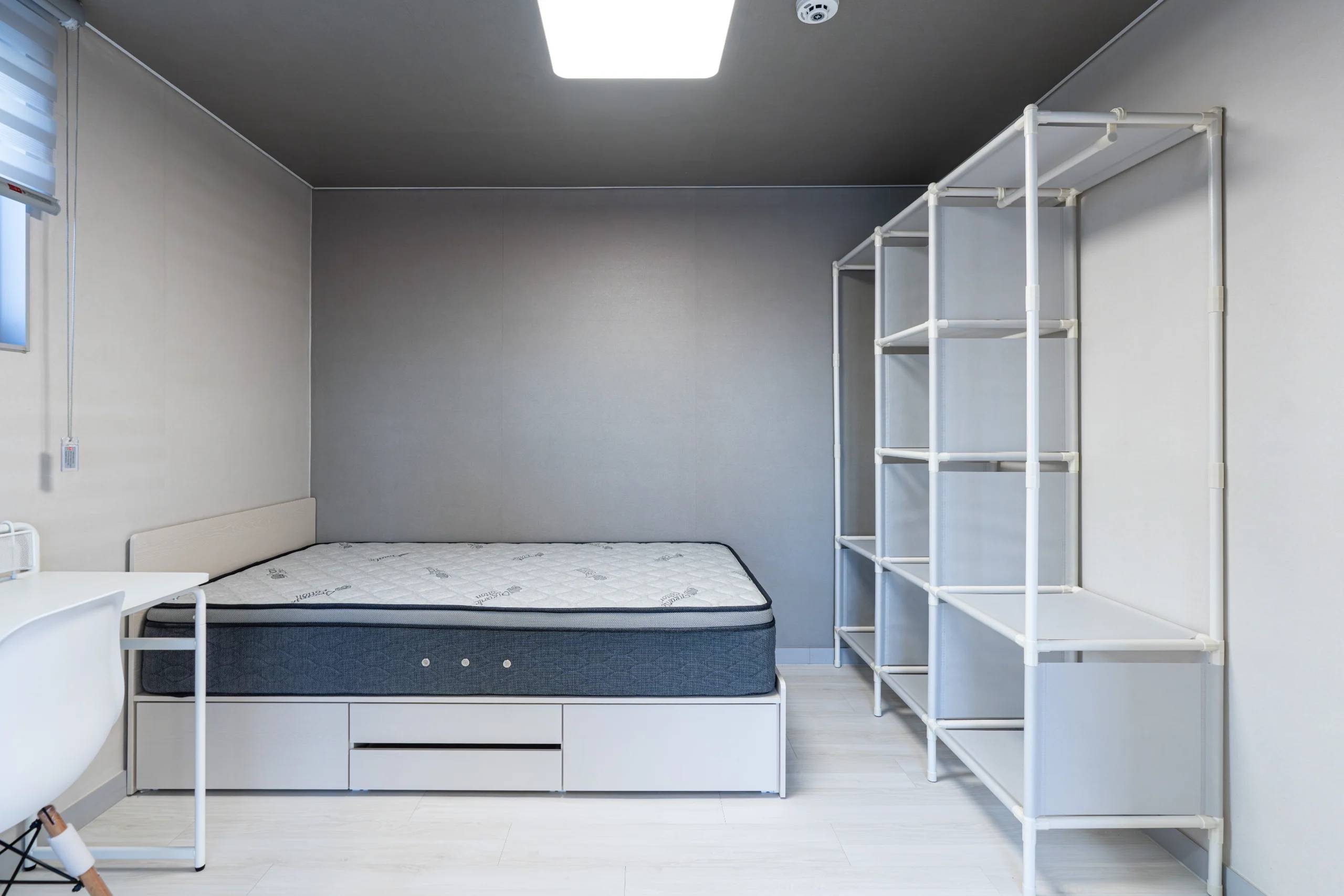 12 Minutes Walk from Ideacademic Station, New Build, Fully Equipped, Internet Included, Foreigners Welcome. - photo 2