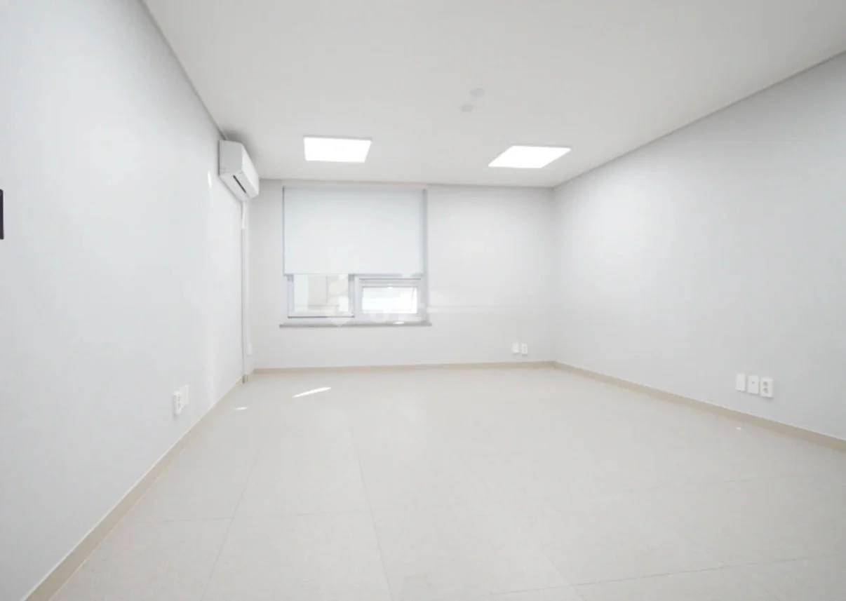 Business, ARC OK, 3minutes to Gangnam stn. Available from Aug 21. - photo 2