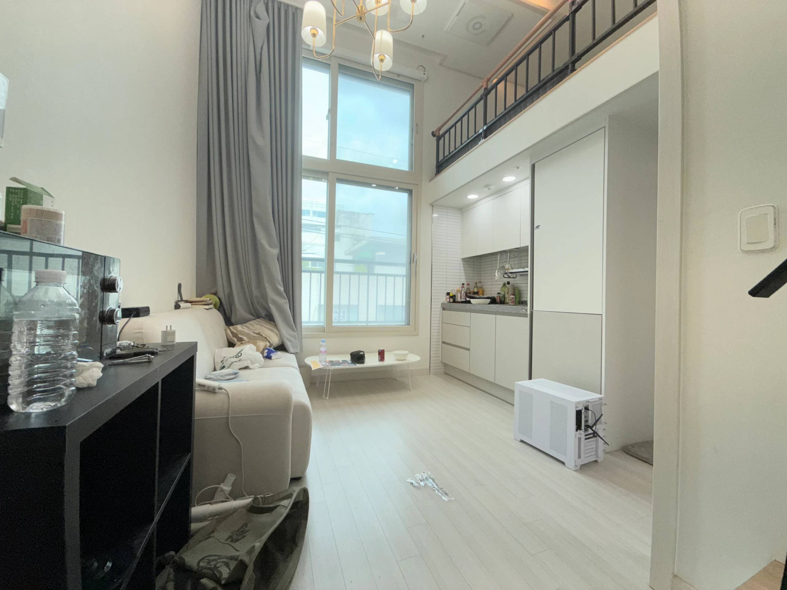 3mins to Sinchon. New, 1BR+LOFT, ARC - photo 2