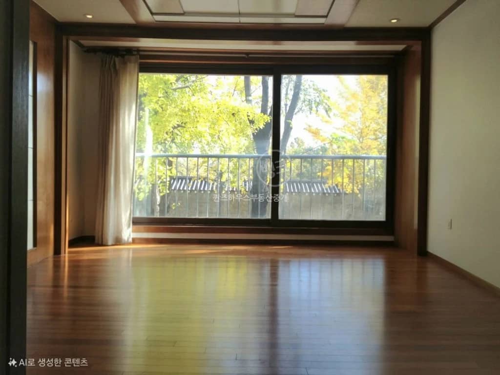 A 3-Bedroom Villa in the Korean Historic Area - photo 1