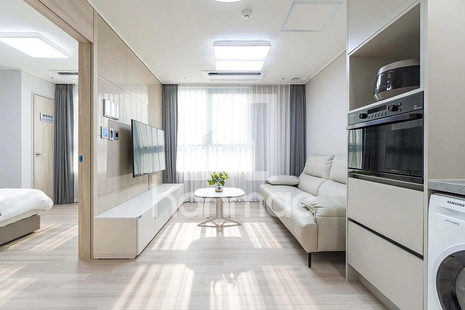 Small deposit and all furnished house in Seoul photo 1
