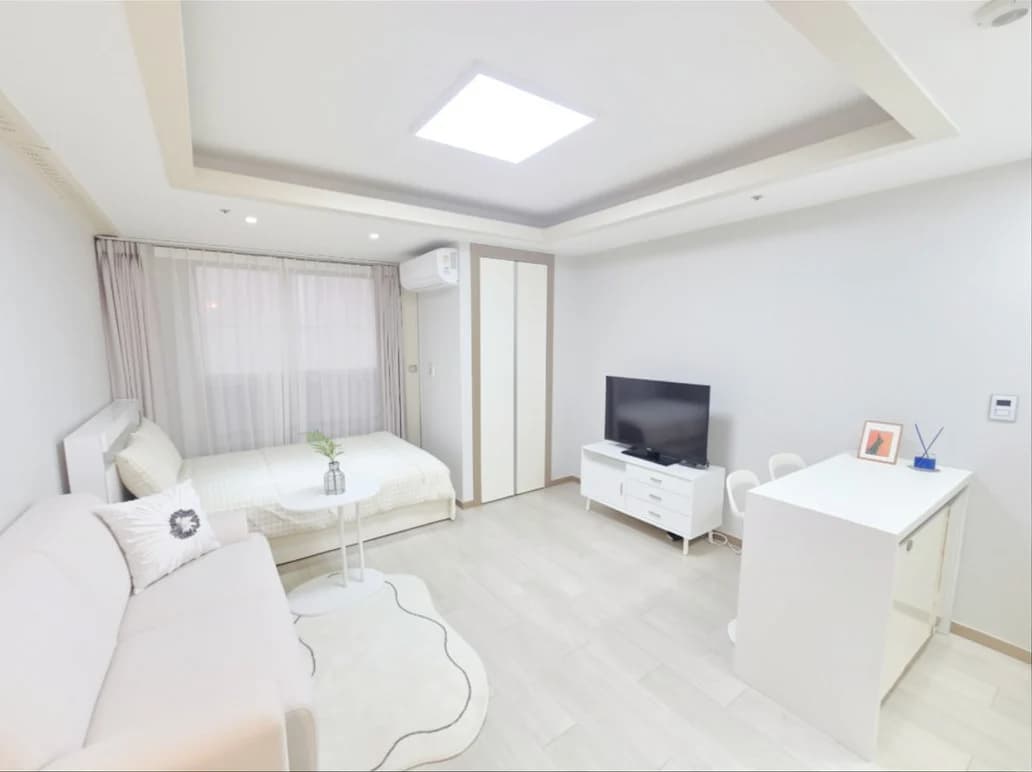 Small deposit and all furnished house in Seoul photo 1