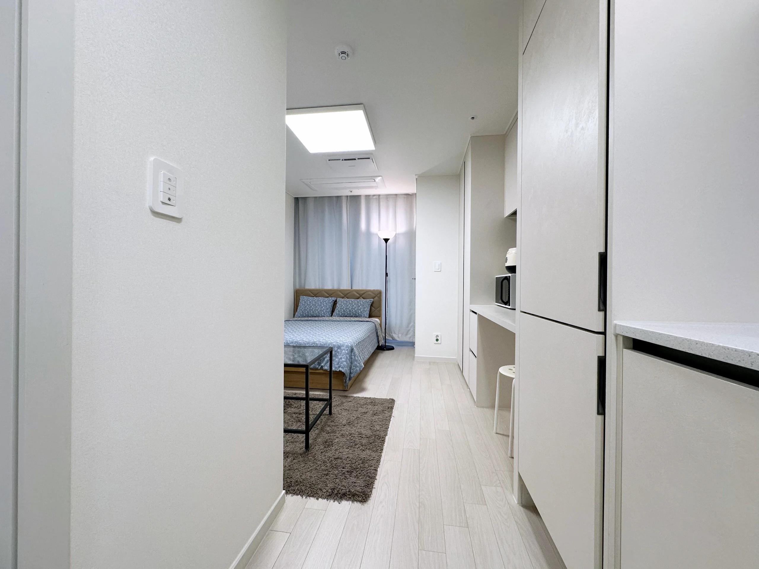 Small deposit and all furnished house in Seoul photo 1