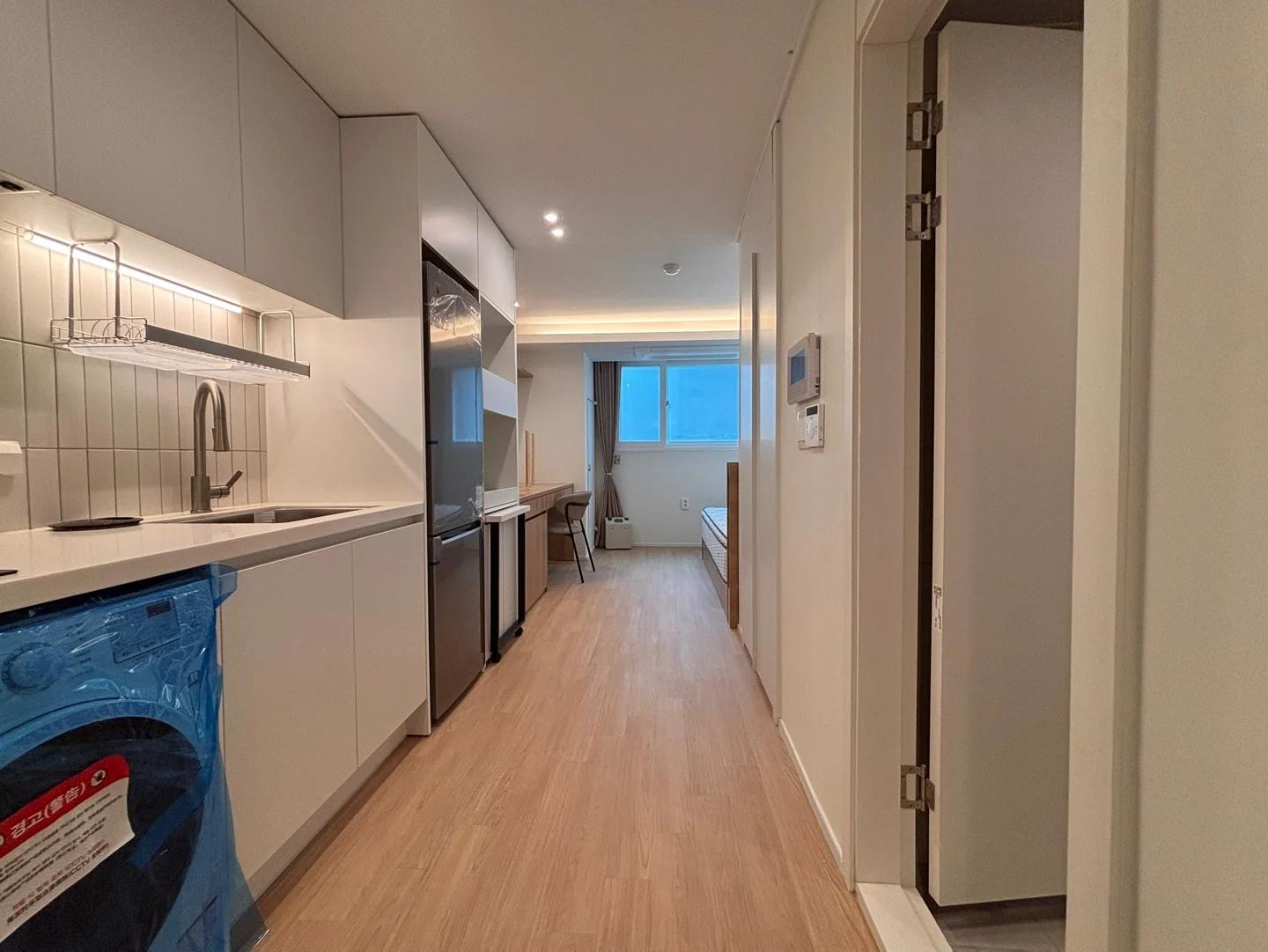 Near Korea University. Short-term contract available. ARC / Registration possible photo 1
