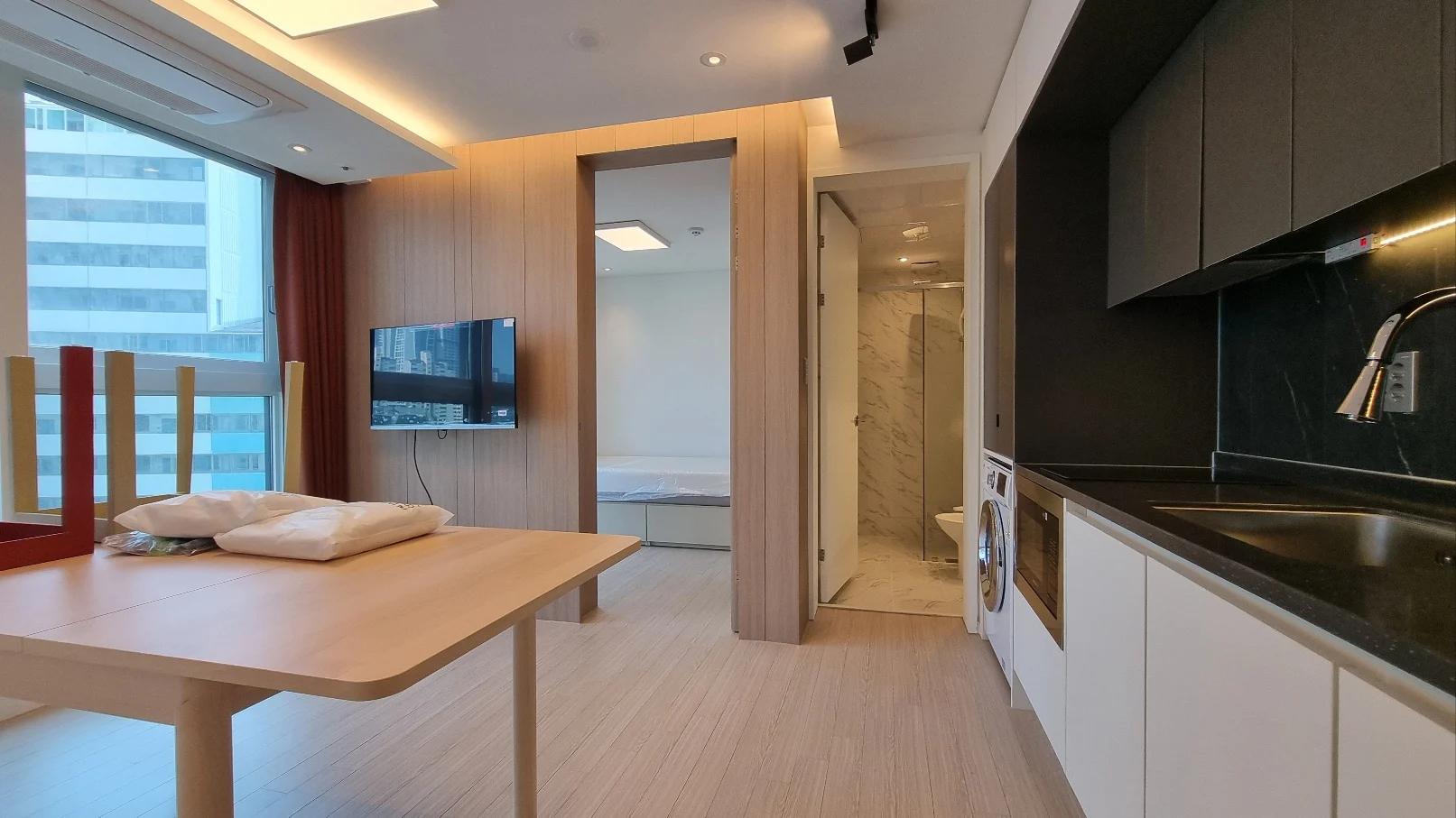 Two Rooms. 1-Year Contract: 1,660,000 KRW/month. 2 Months Free. Fully Furnished. No Management Fees. Immediate Move-In photo 1