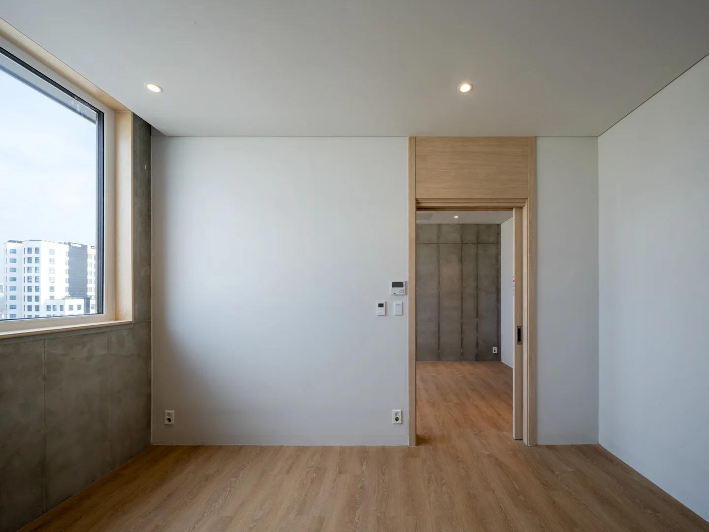 1.5 Room with Separate Entrance, Pet-Friendly 2