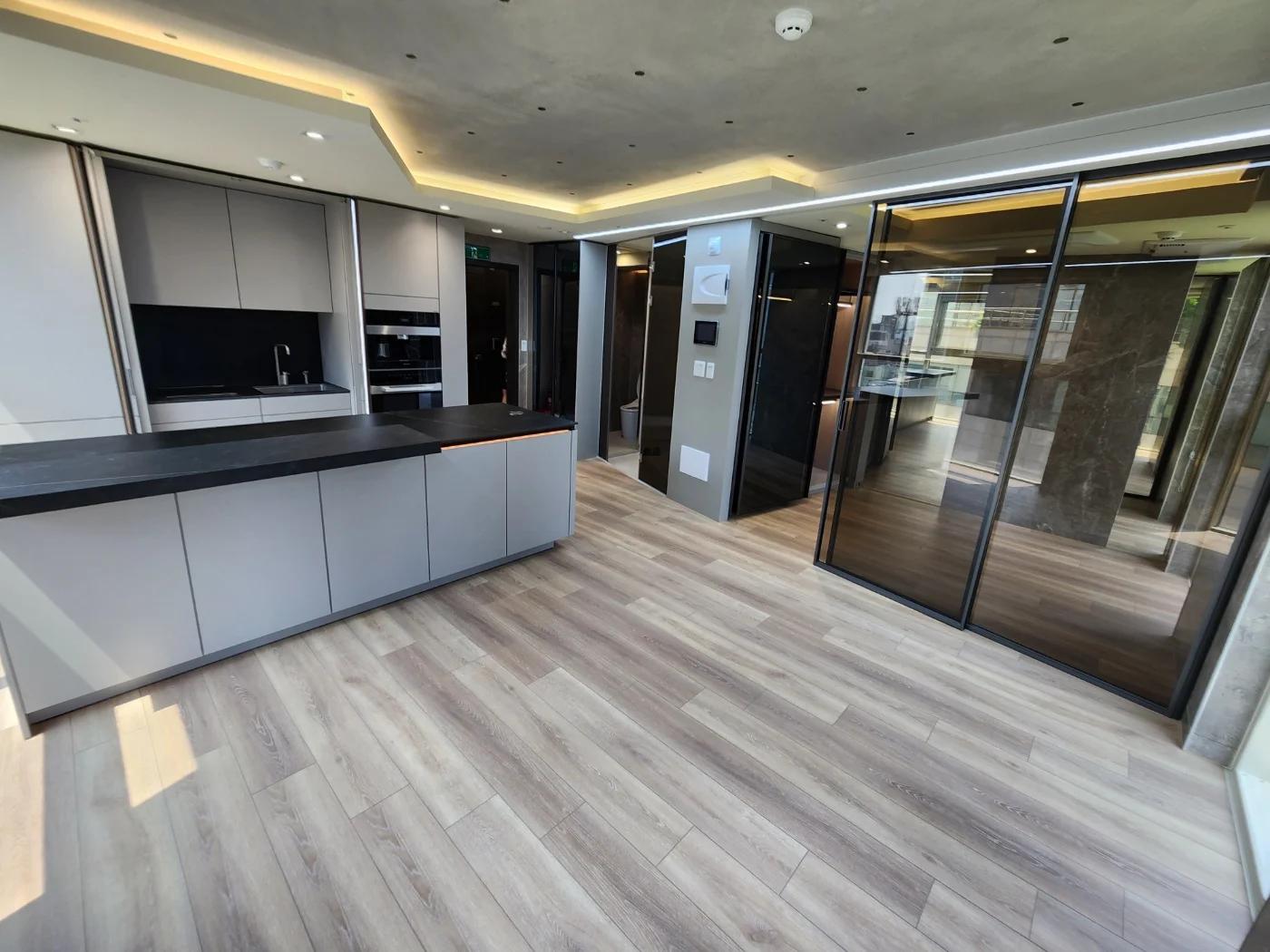 5 Minutes Walk from Yeoksam Station, Separate Type One-Room. Newly Built. photo 1