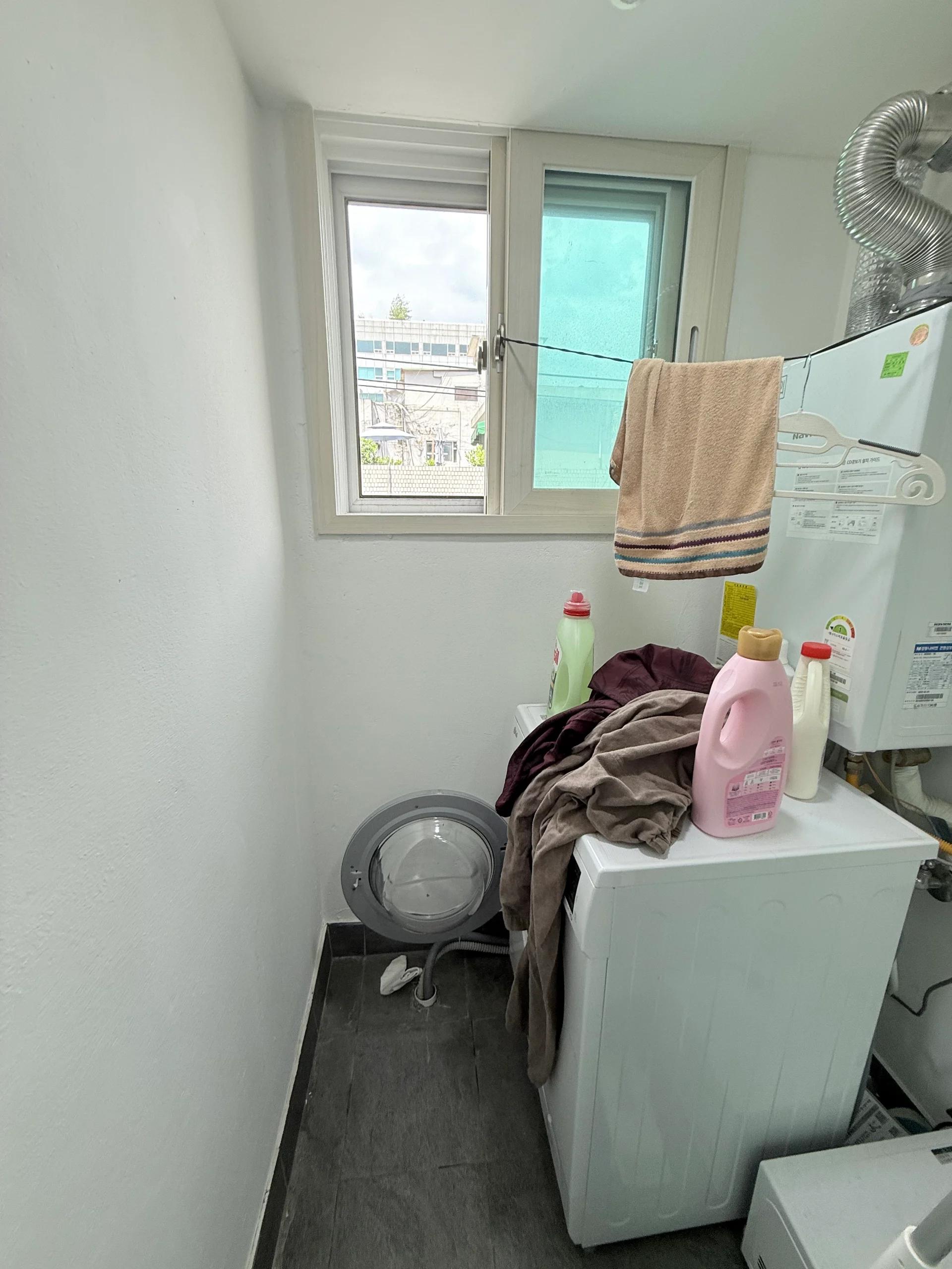 3mins to Sinchon. New, 1BR+LOFT, ARC floor plan 9