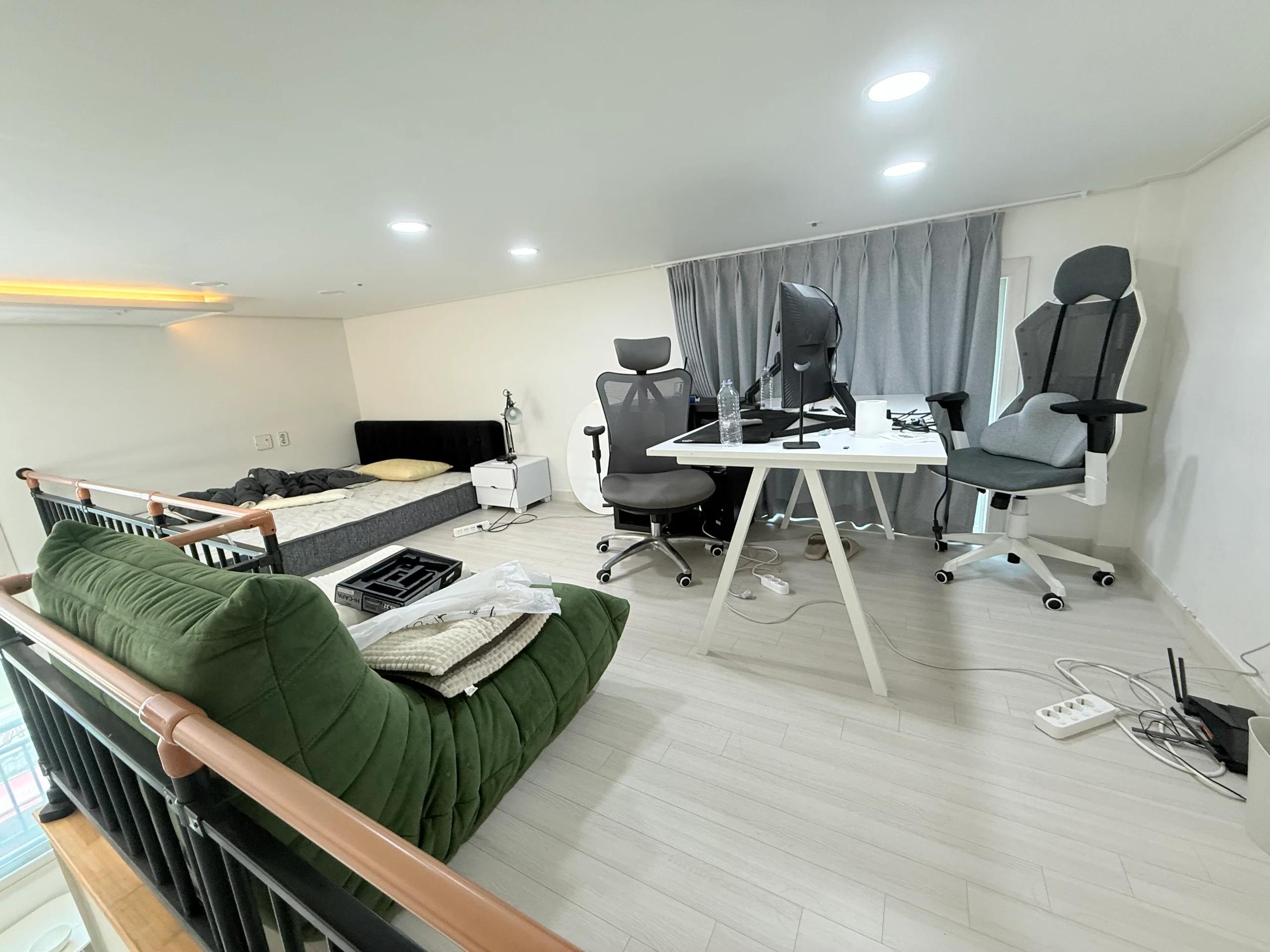 3mins to Sinchon. New, 1BR+LOFT, ARC floor plan 5