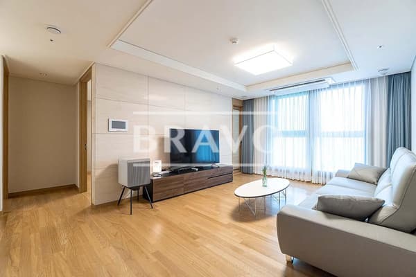 Small deposit and all furnished house in Seoul photo 3