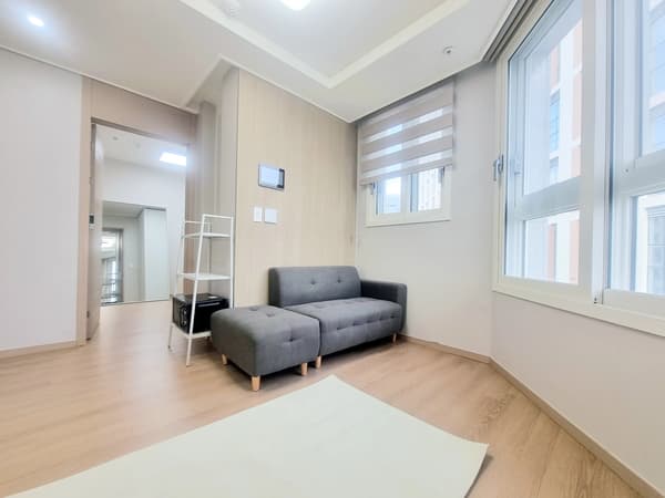 Small deposit and all furnished house in Seoul photo 2
