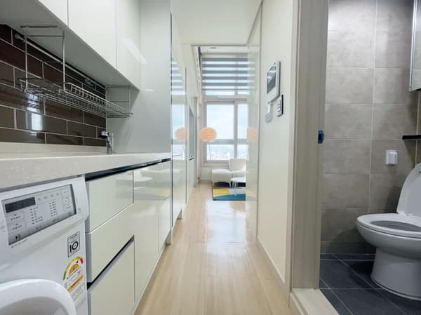 Small deposit and all furnished house in Seoul photo 4