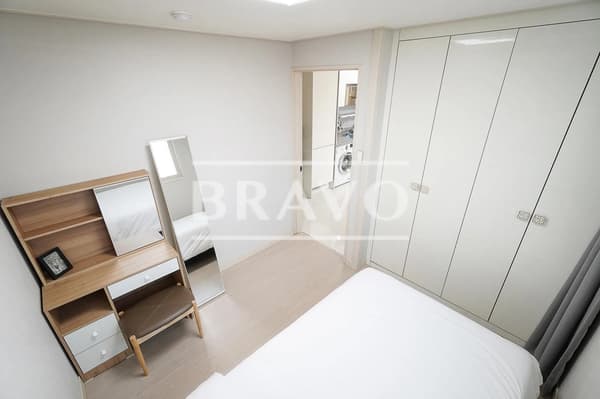 Small deposit and all furnished house in Seoul photo 4