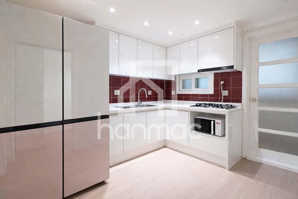 Small deposit and all furnished house in Seoul photo 3