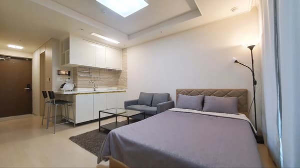 Small deposit and all furnished house in Seoul photo 2