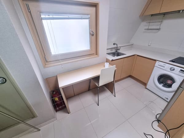 Small deposit and all furnished house in Seoul photo 5