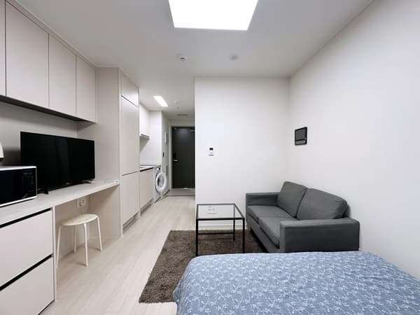 Small deposit and all furnished house in Seoul photo 5