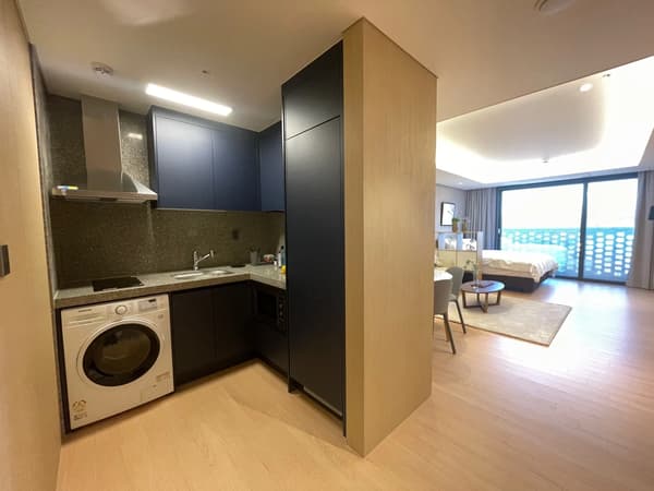 Super Studio, 1R, 1BA, 90Meals/mo, 15Rounding/mo. photo 5