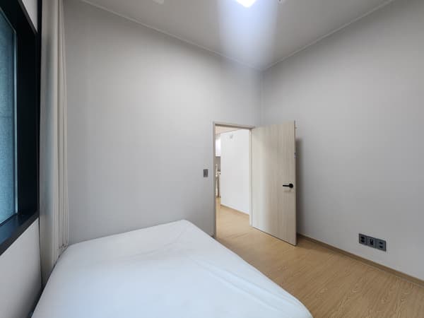 New, Loft, 1BR, Bigger Size, Fully Furnished Near Gangnam Stn. photo 5