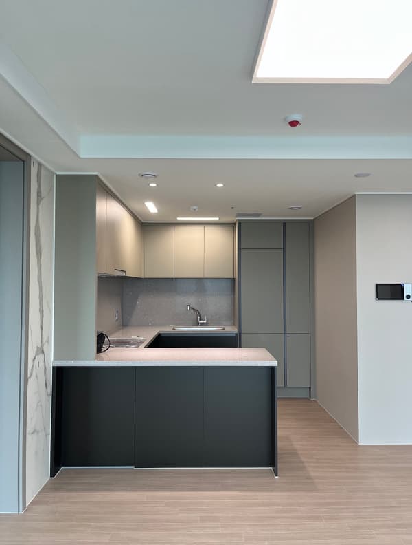 Very Near to Namgoyang IC, Han-river View, Brand New, 21F photo 5