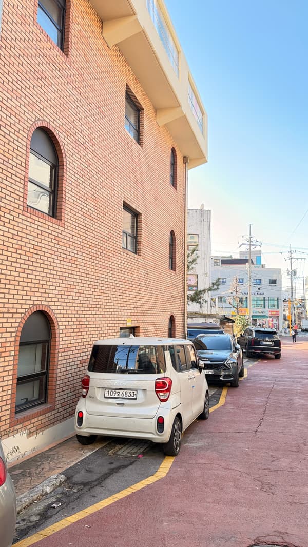 Recommended Office Building, 3 Floors, Parking for 2 Cars + Additional, Remodeled Building photo 3
