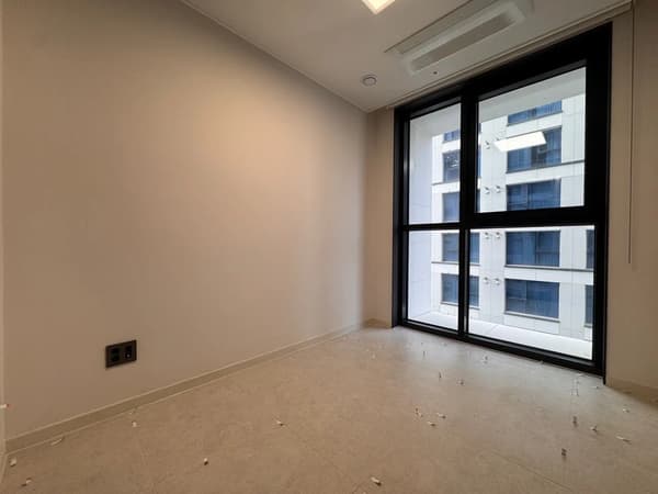 Newly Built 2BR in Gangnam Area, 5-Minute Walk to Subway photo 3
