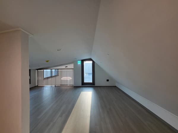 Monthly Rent KRW 3,000,000+VAT for Business Contracts, 2BR+Loft, 2BA, NO ARC (사본) photo 4