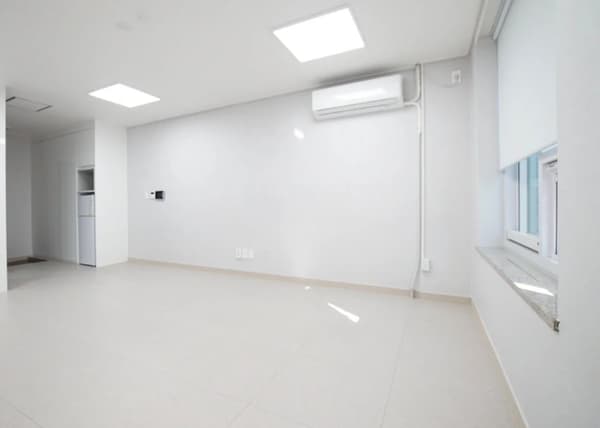 Business, ARC OK, 3minutes to Gangnam stn. Available from Aug 21. photo 3