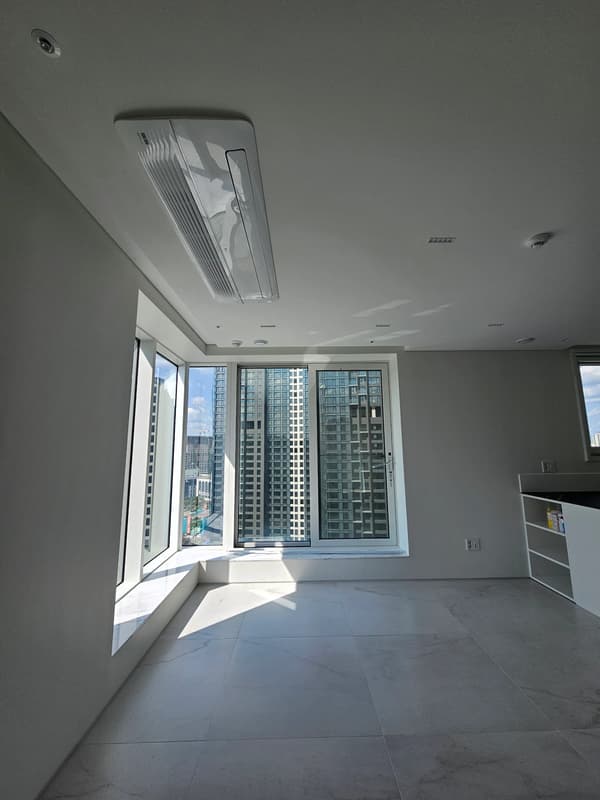 New, 3BR, 2BA, Business Contract, Residential Available. photo 5