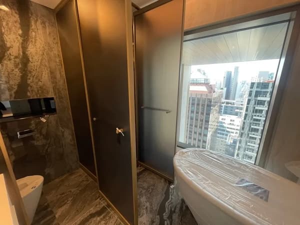Sale Available. Brand New, High-End, Duplex (2 Floors). photo 4