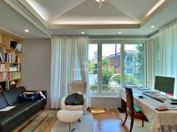 Single-family House, 4+1BR, 2BA, 1 Basement photo 4