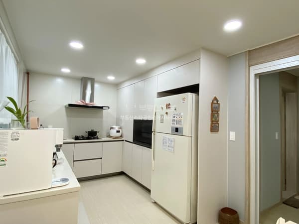 Single-family House, 4+1BR, 2BA, 1 Basement photo 4