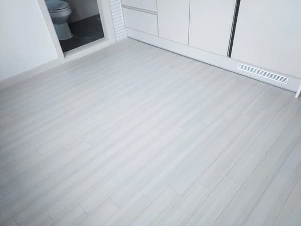New, 1BR separate bedroom, ARC okay, near Sinchon subway station. photo 2