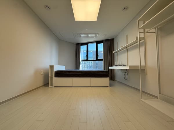 1BR, 1BA, ARC, Rent Free for 6mo. or 12mo. Contract, Superior. photo 2
