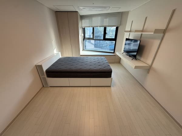 1BR, 1BA, ARC, Rent Free for 6mo. or 12mo. Contract, Premier. photo 4