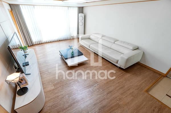 3BR, 2BA, 3min to stn, Fully Furnished, Card Available. photo 3