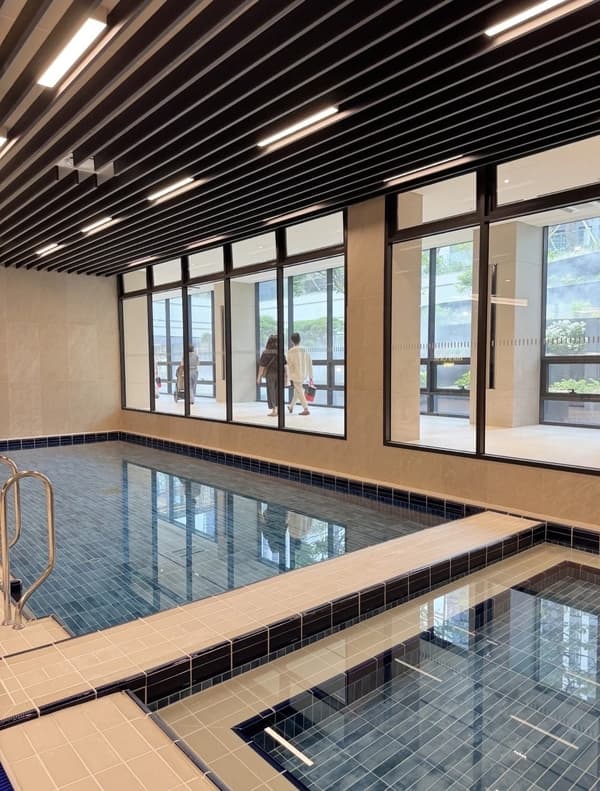 43 Pyeong Full Option Top Floor with No Noise, near Han River photo 4