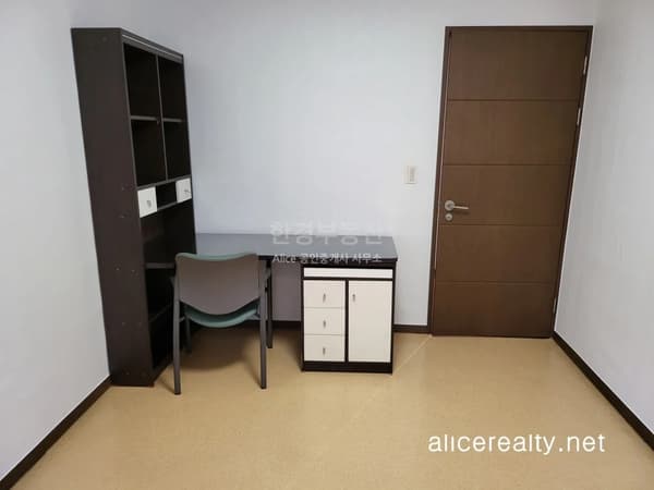 A Fully Furnished Apartment at the Great Location in Yongsan photo 4