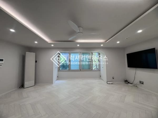 A Renewed Villa in the Upper Itaewon photo 2
