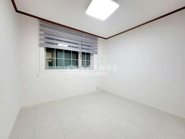 A Cozy, Clean Home in Itaewon photo 4