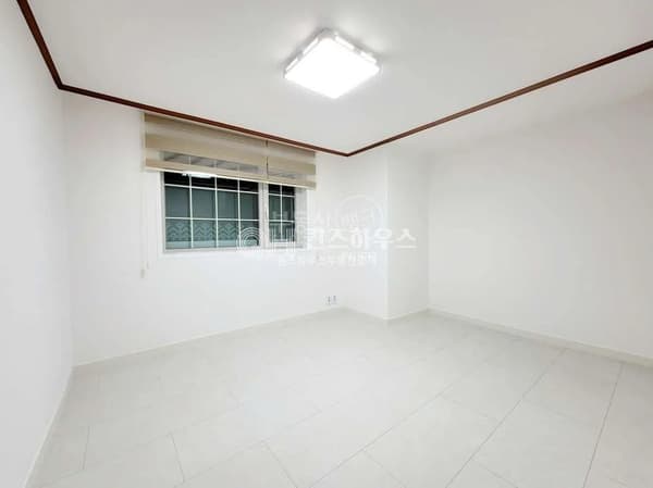A Cozy, Clean Home in Itaewon photo 5