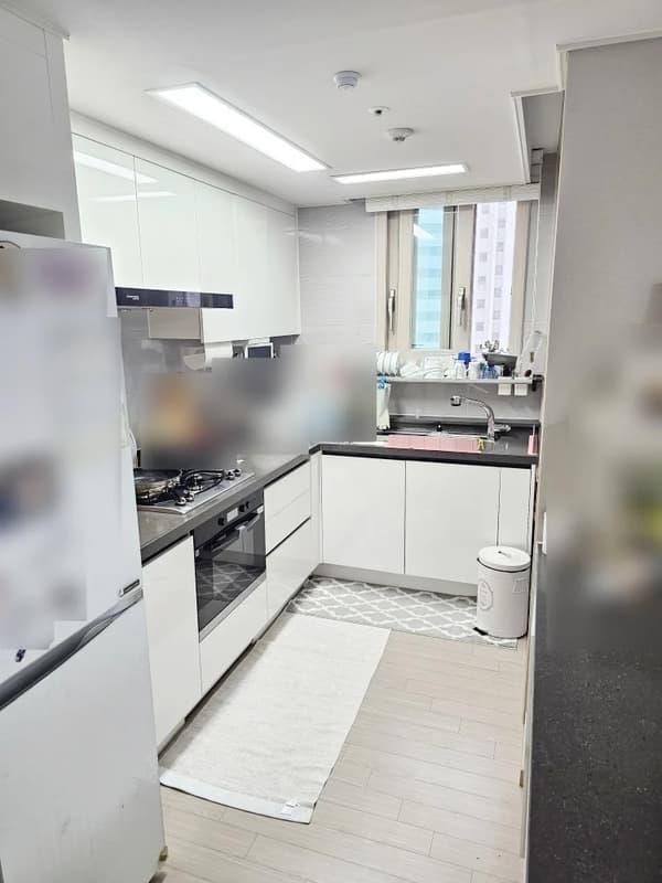 A Family-Oriented Apartment photo 3