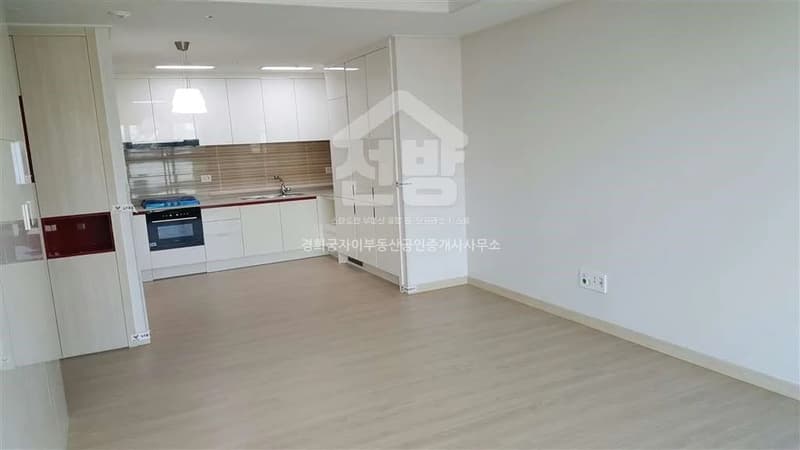 1BA, 1LR, 1BA, 2.7M Height, Near Seodaemun, City-hall Stn. photo 2