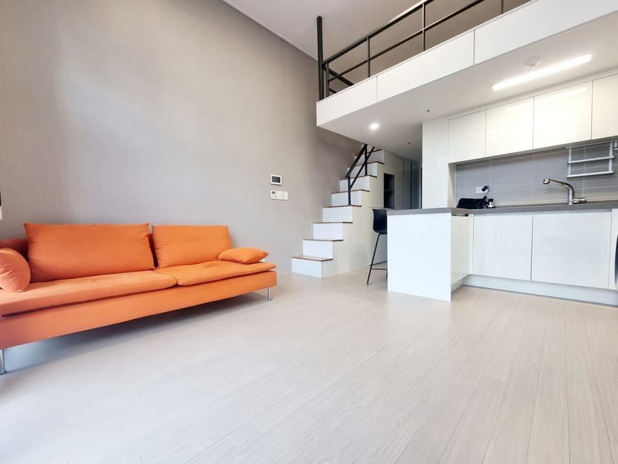Small deposit and all furnished house in Seoul 2