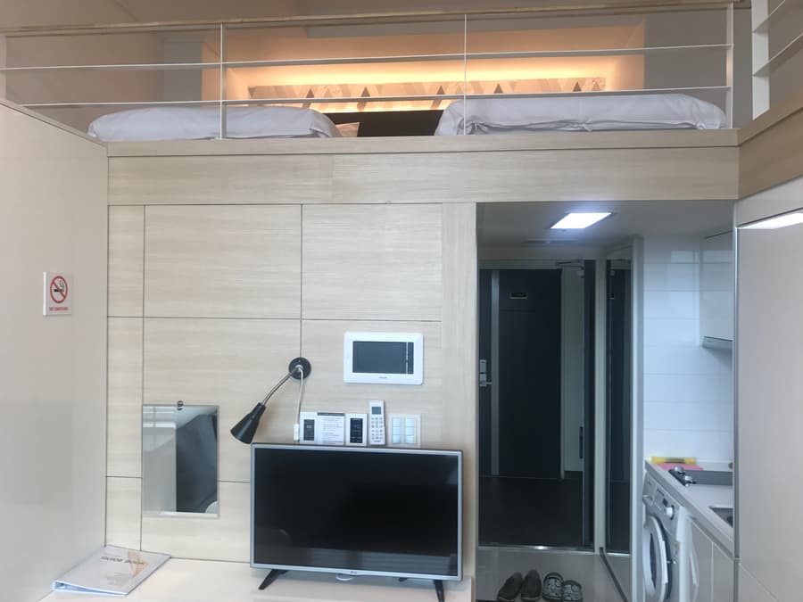A Loft, Near Shinnonhyun Station, Low Deposit. 1